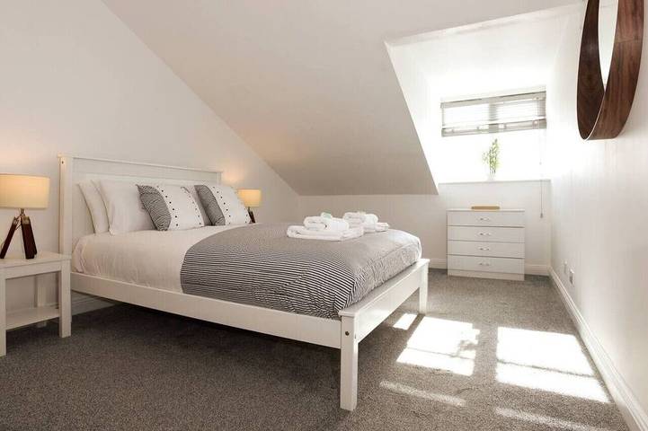 Ganze Wohnung, 2 Bedroom Beach Front Apartment with Terrace! in Southsea, Portsmouth