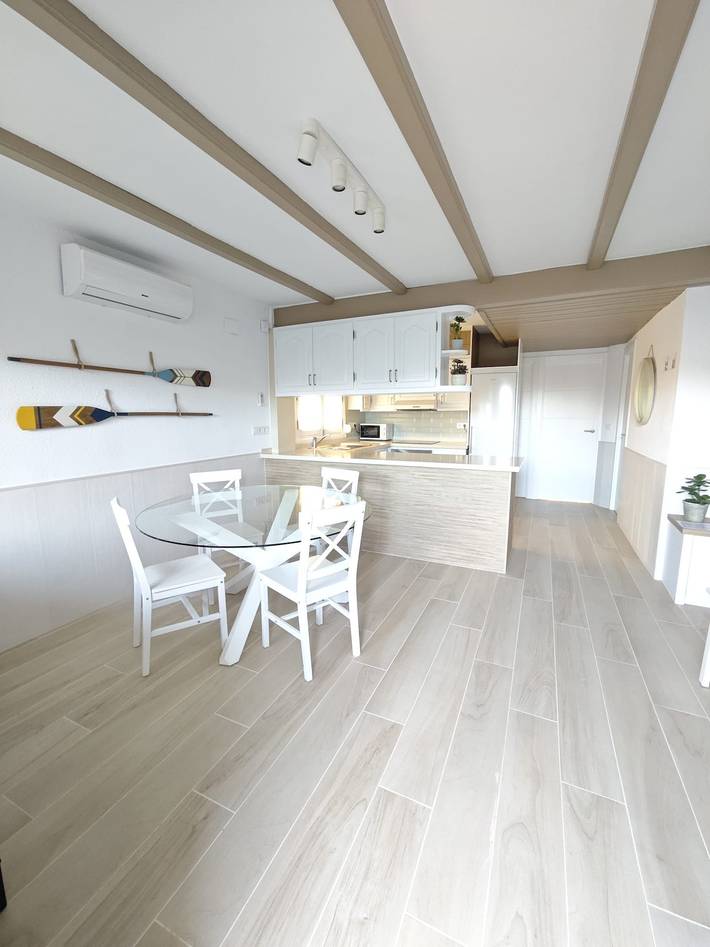 Entire apartment, Sanchis Guarner 27 Solo Familias in Playa Xeraco, Xeraco