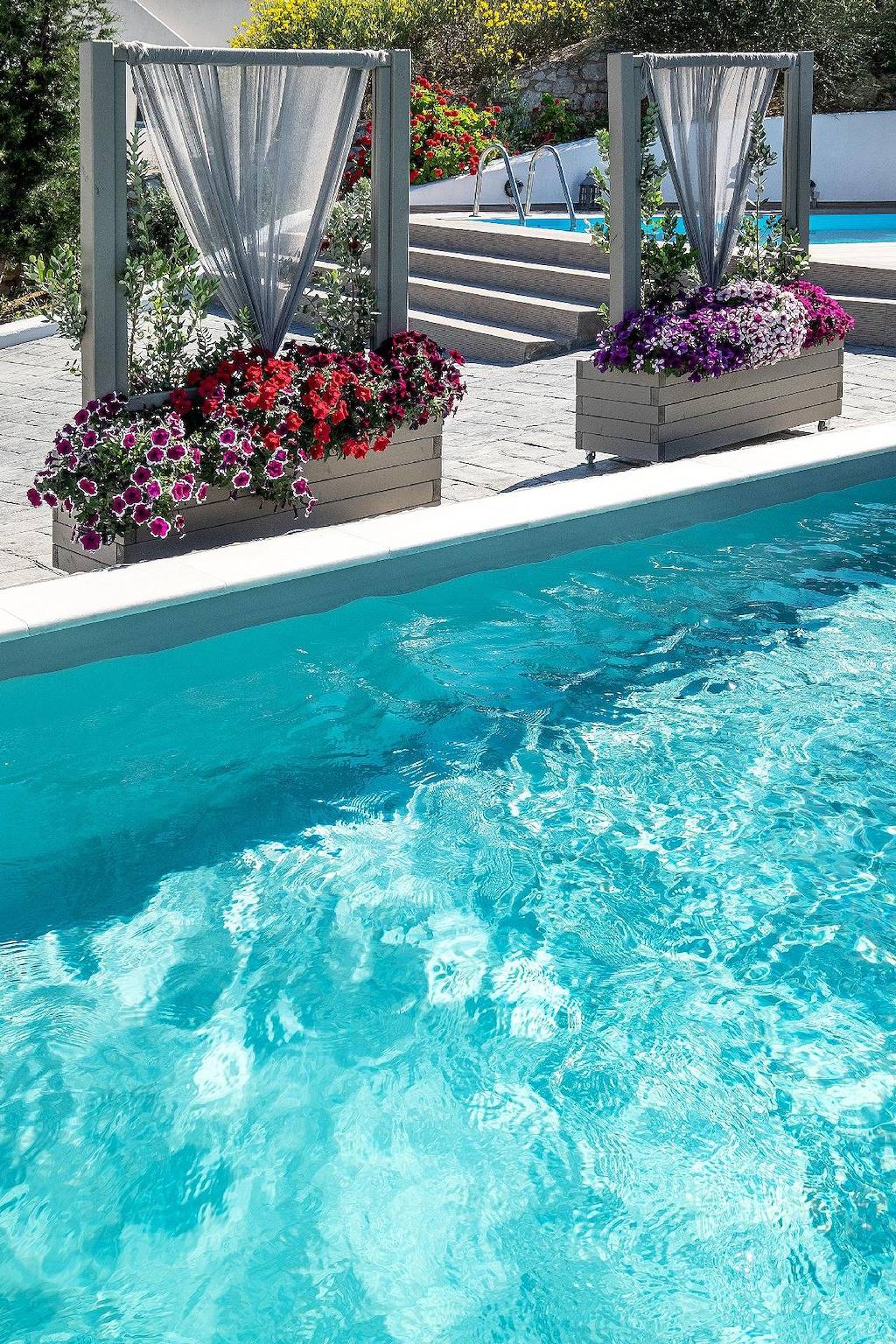 Schöne Villa Thetis mit eigenem Pool in Paros