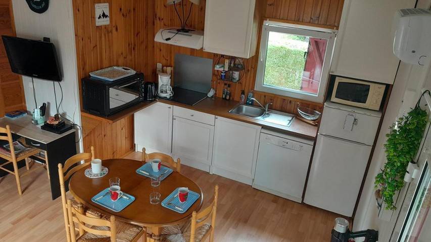 Gîte pour 5 personnes, avec terrasse, animaux acceptés à Estang - 2