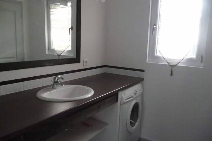 Gîte pour 4 personnes, avec jardin ainsi que jacuzzi et terrasse, animaux acceptés à Thonon-les-Bains - 4