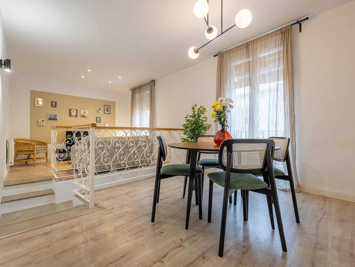 Ferienhaus für 7 Personen, mit Balkon/Terrasse - 1