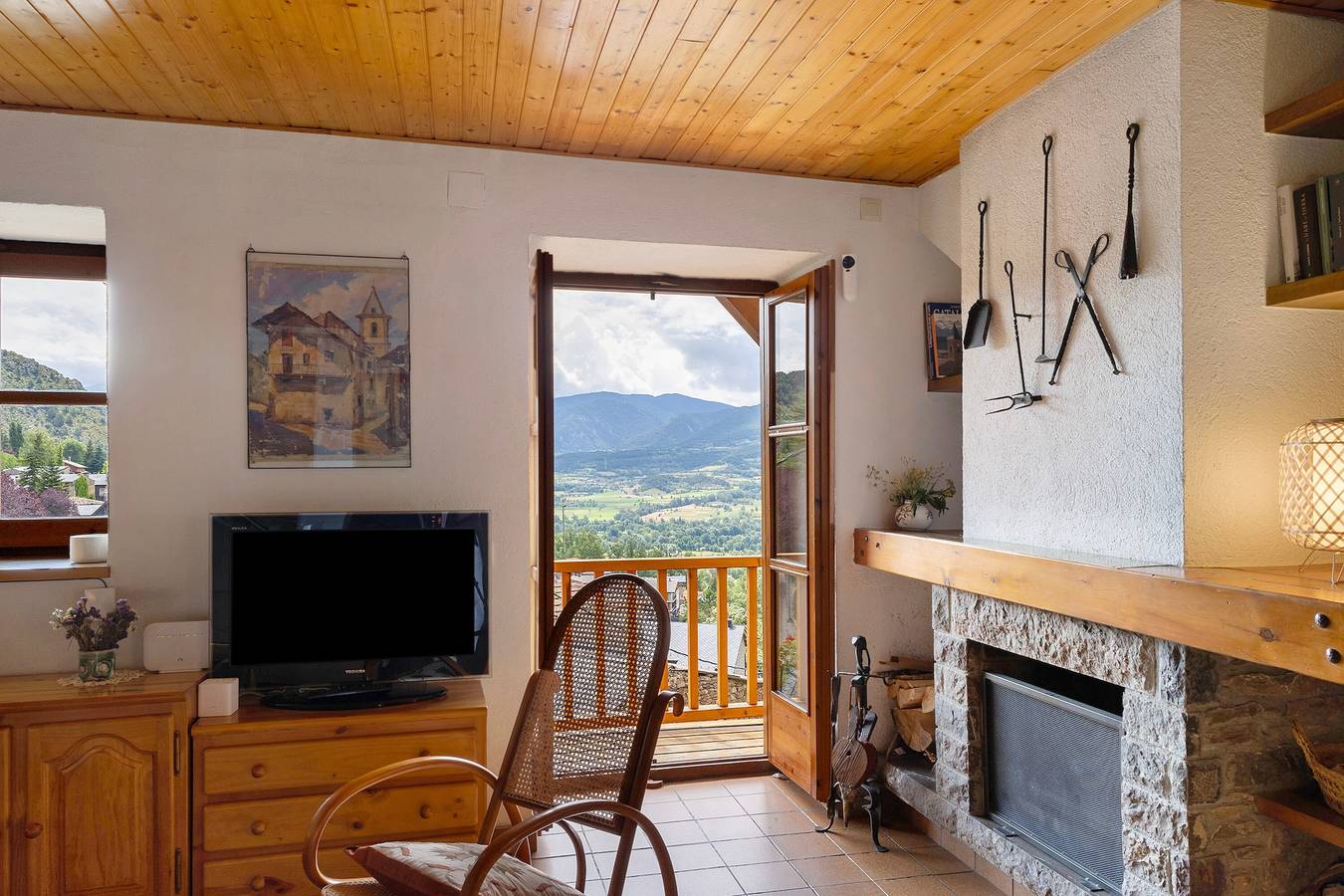 Chalet de montagne avec vue, terrasse privée et Wi-Fi à Prullans in Prullans, Pyrénées catalanes