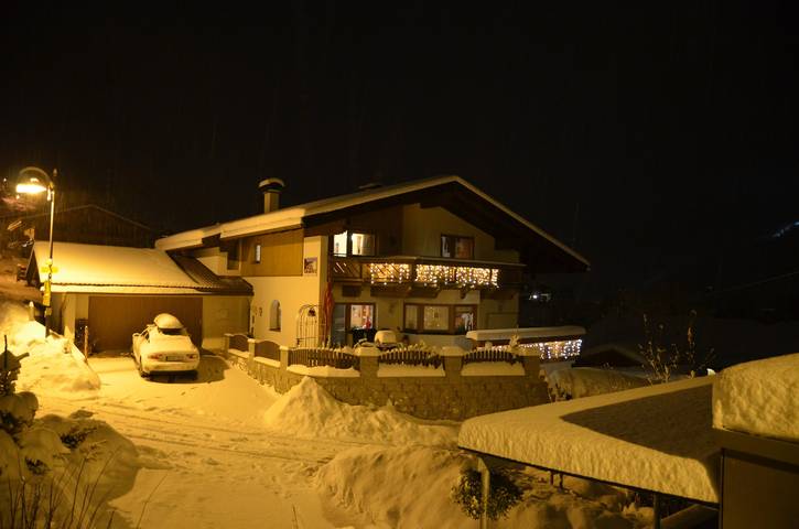 Gîte pour 5 personnes, avec jardin et vue, adapté aux familles à Fulpmes - 3