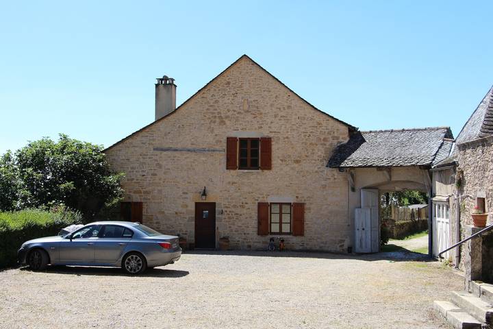 Location de vacances pour 10 personnes, avec jardin à Espalion