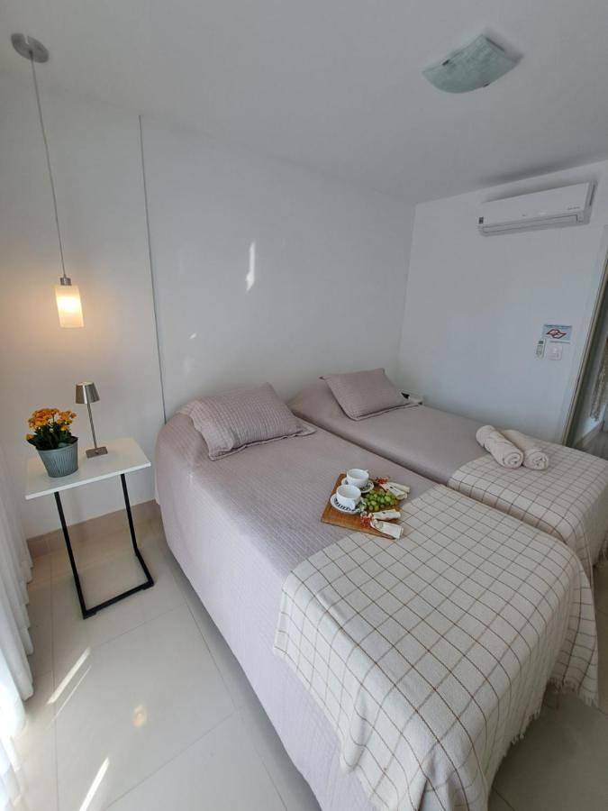 Casas e apartamentos de temporada para 2 pessoas, com piscina e jardim e ainda sauna and vista em Jacarepaguá