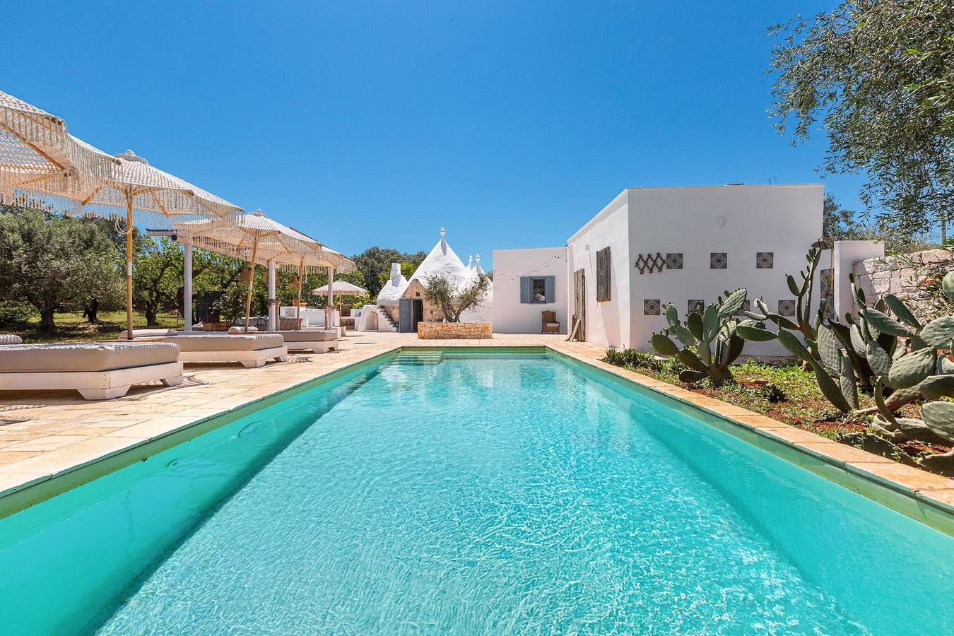 Trullo für 7 Personen mit Pool in Certosa, Ostuni