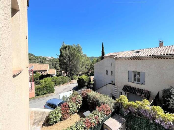 Gîte pour 2 personnes, avec balcon, adapté aux familles à Gréoux-les-Bains - 4