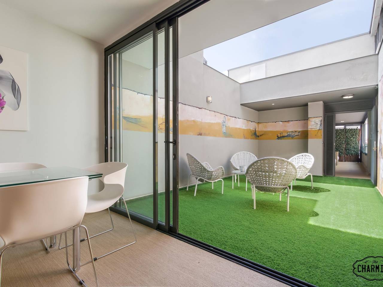 Apartamento vacacional entero, Apartamento Dúplex con patio privado, 2 dormitorios, 2 baños in Centro (Madrid), Madrid