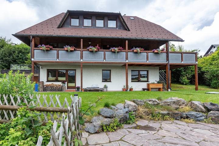 Ganze Wohnung, Ferienwohnung 'Käppeleblick' mit Bergblick, privater Terrasse und Wlan in Bernau im Schwarzwald, Südschwarzwald