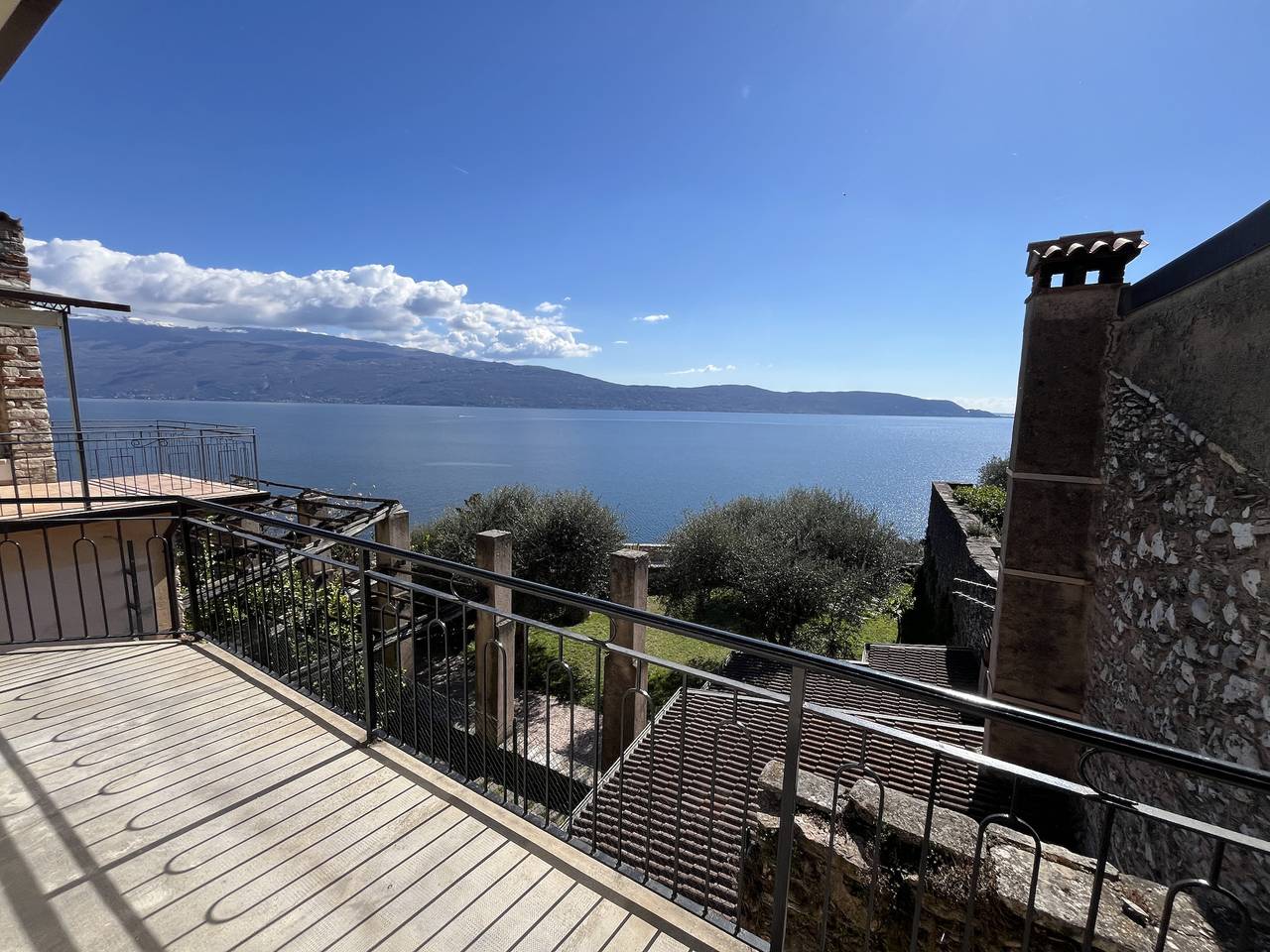 La vista dal Borgo in Toscolano-Maderno, Prealpi Gardesane