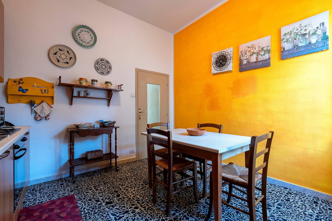 Entire apartment, Apartment 'Maria- Castelsardo' with Mountain View, Wi-Fi and Air Conditioning in Castelsardo, Sassari Province