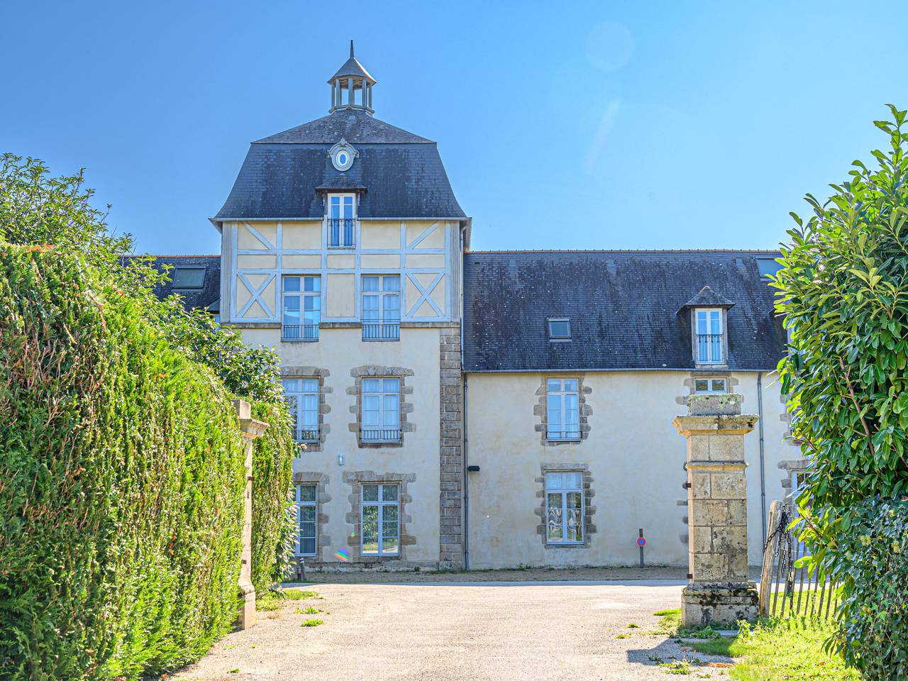 Appartement entier, Château De Kergonano in Baden (France), Côte des Mégalithes