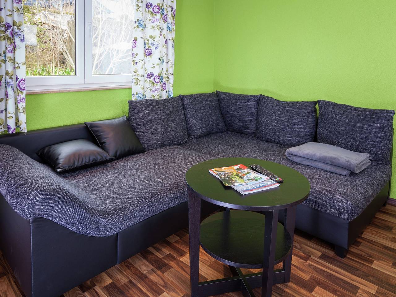 Holiday home right in the heart of Saxon Switzerland with garden pool and amazing view in Mittelndorf, Sebnitz