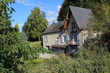 Gîte pour 6 personnes, avec jardin et balcon à Meymac