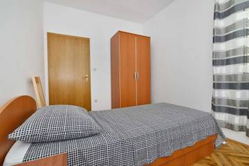 Apartament Wakacyjny dla 5 osoby w Srima, Żupania szybenicko-knińska, Zdjęcie 3
