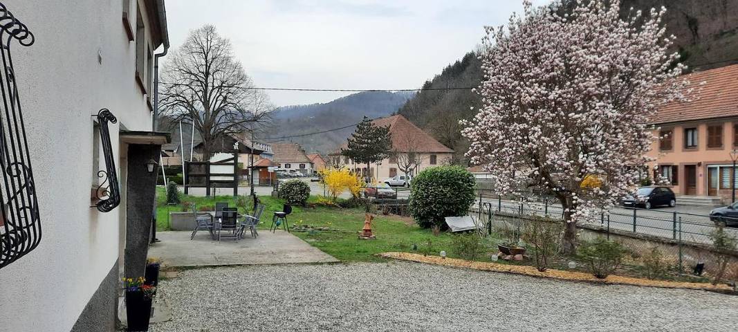 Gîte pour 6 personnes, avec jacuzzi et jardin à Rombach-le-Franc - 4