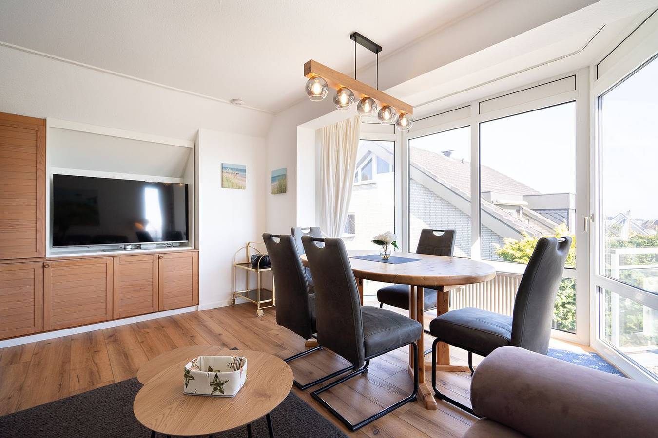 Geheel appartement, Hundefreundliches 4-Zimmer Ferienapartment mit Balkon und Meerblick in Grömitz, Kreis Ostholstein