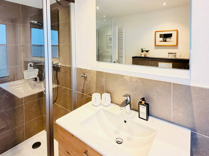 Appartement entier, Brandenburgs Ferienwohnung Sauerland Ostwig – Deluxe, 50 m² avec terrasse privée in Bestwig, Arrondissement du Haut-Sauerland