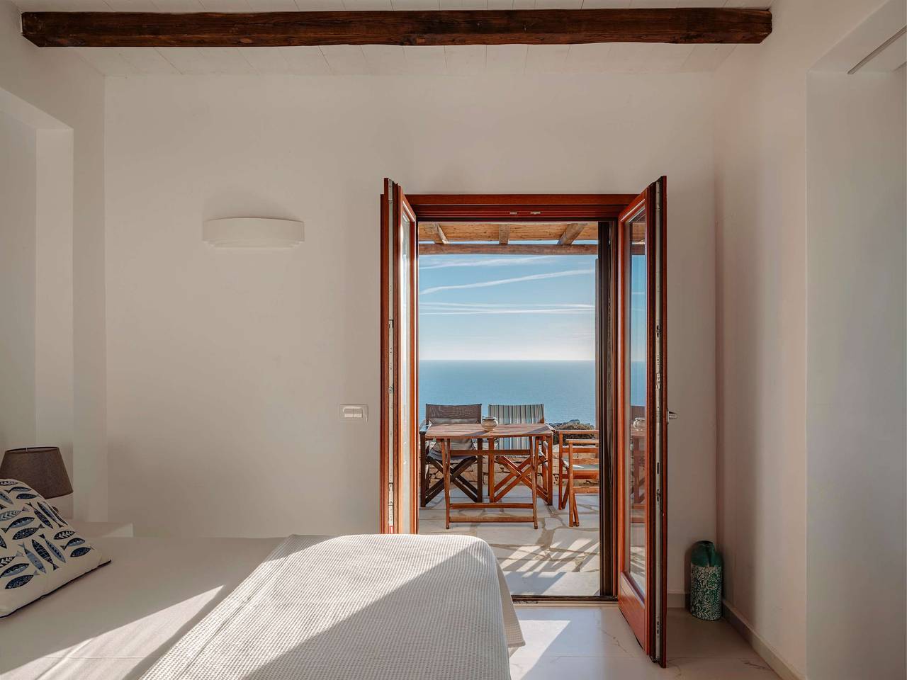 Folegandros Moniasma Serenity - Livadaki Sunny Gem in Policandro