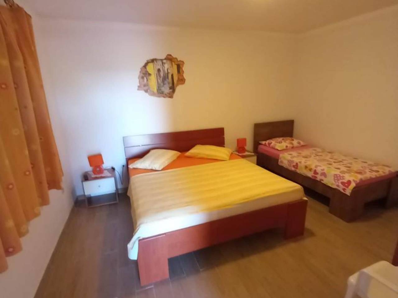 Hel leilighet, Comfort One Bedroom Apartment with Terrace and Sea view in Sveta Nedjelja, Hvar