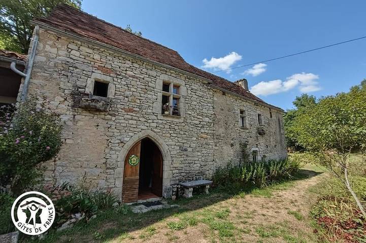Location de vacances pour 6 personnes, avec jardin, animaux acceptés à Maxou