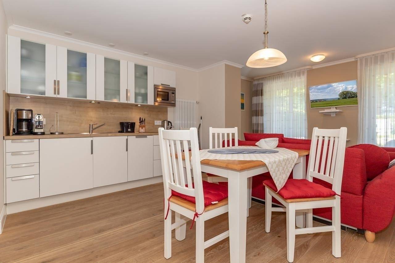 Ganze Ferienwohnung, Villa Löwenstein, We 1 mit Wlan / 9950 in Kühlungsborn Weststrand, Kühlungsborn