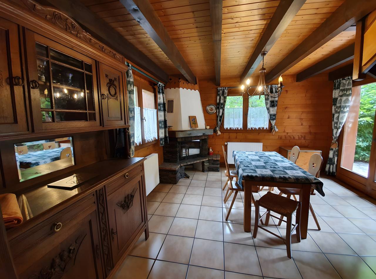 Chalet 'Du Saix' avec vue sur la montagne, balcon et Wi-Fi in La Chapelle-d'Abondance, Les Portes du Soleil