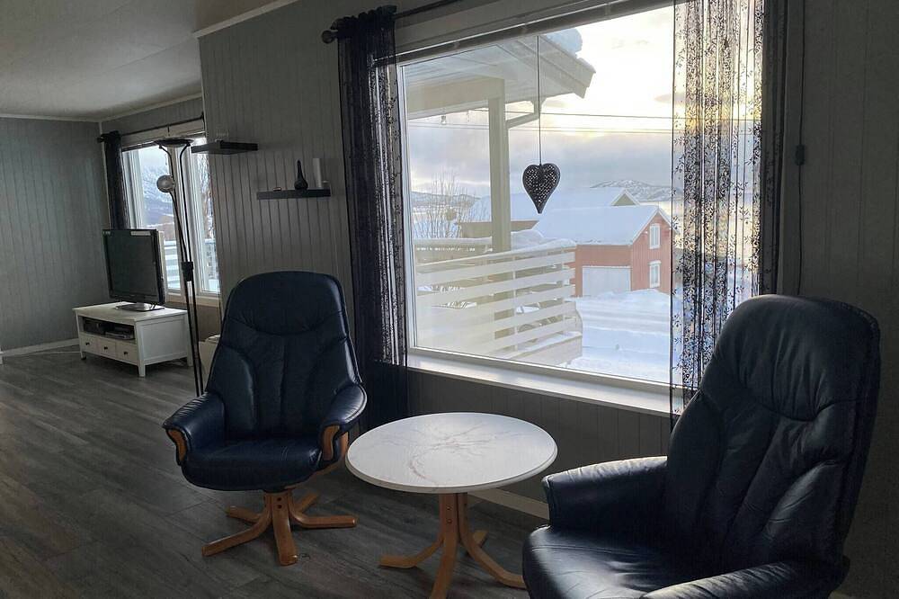 Charles Country House in Balsfjord