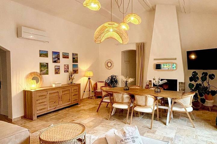 Gîte pour 6 personnes, avec piscine et jardin à Châteaudouble - 3