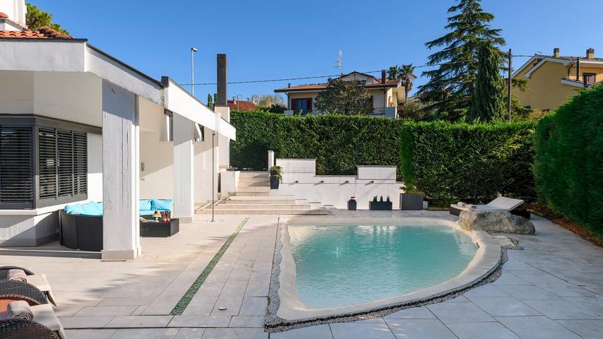 Ferienhaus für 6 Personen, mit Whirlpool und Terrasse sowie Garten und Sauna in San Marino - 2