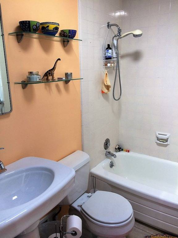 Vacation rental for 4 people, with hot tub and yard in Berkeley