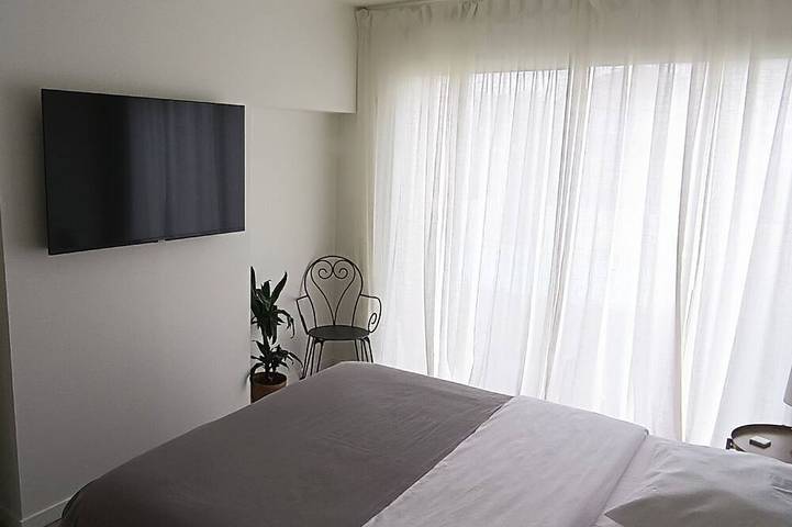 Location de vacances pour 2 personnes, avec terrasse et jardin à Châteauneuf-les-Martigues - 2