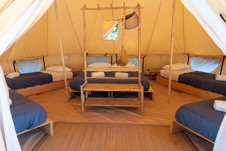 Gîte pour 2 personnes, avec vue ainsi que terrasse et jardin à Lacave - 4