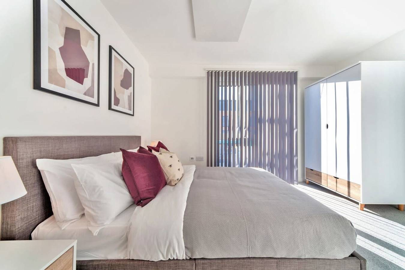 Entire apartment, Contemporary 2 Bedroom Apartment in Ashford in Ashford, Ashford region