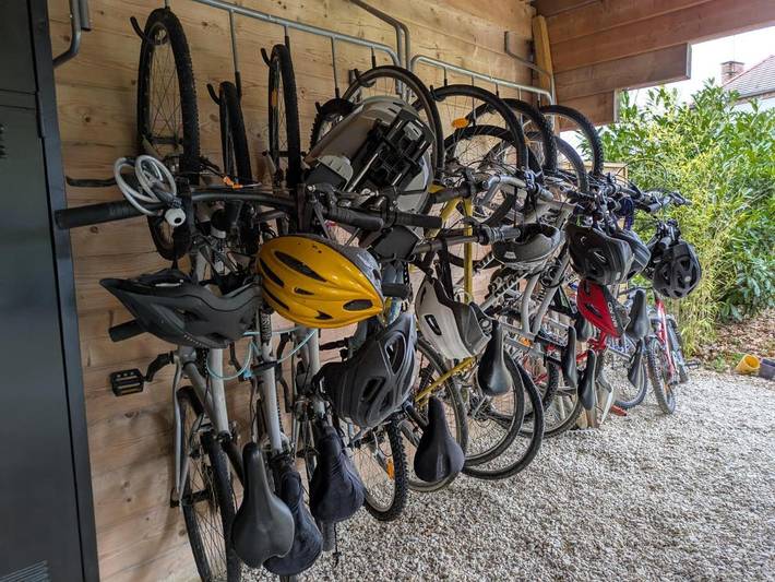 Gîte pour 5 personnes, avec vue et jardin, adapté aux familles à Géraudot - 2