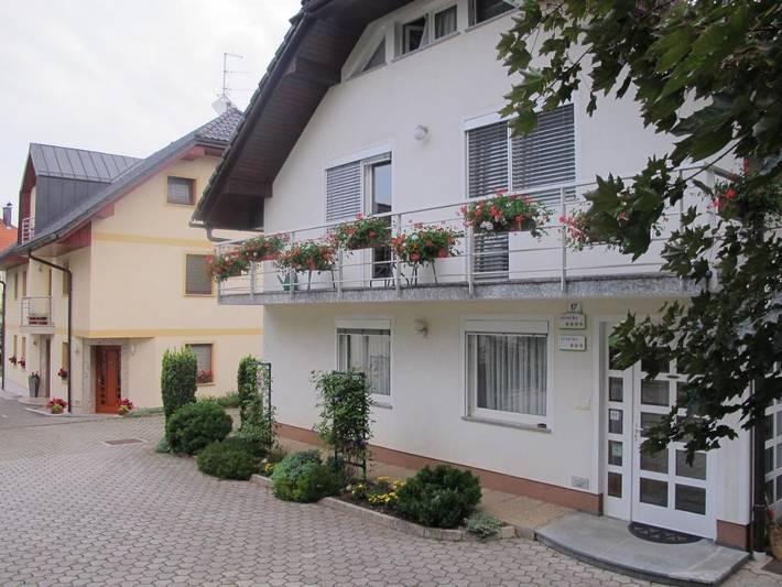 Ferienhaus für 2 Personen, mit Terrasse und Garten sowie Ausblick