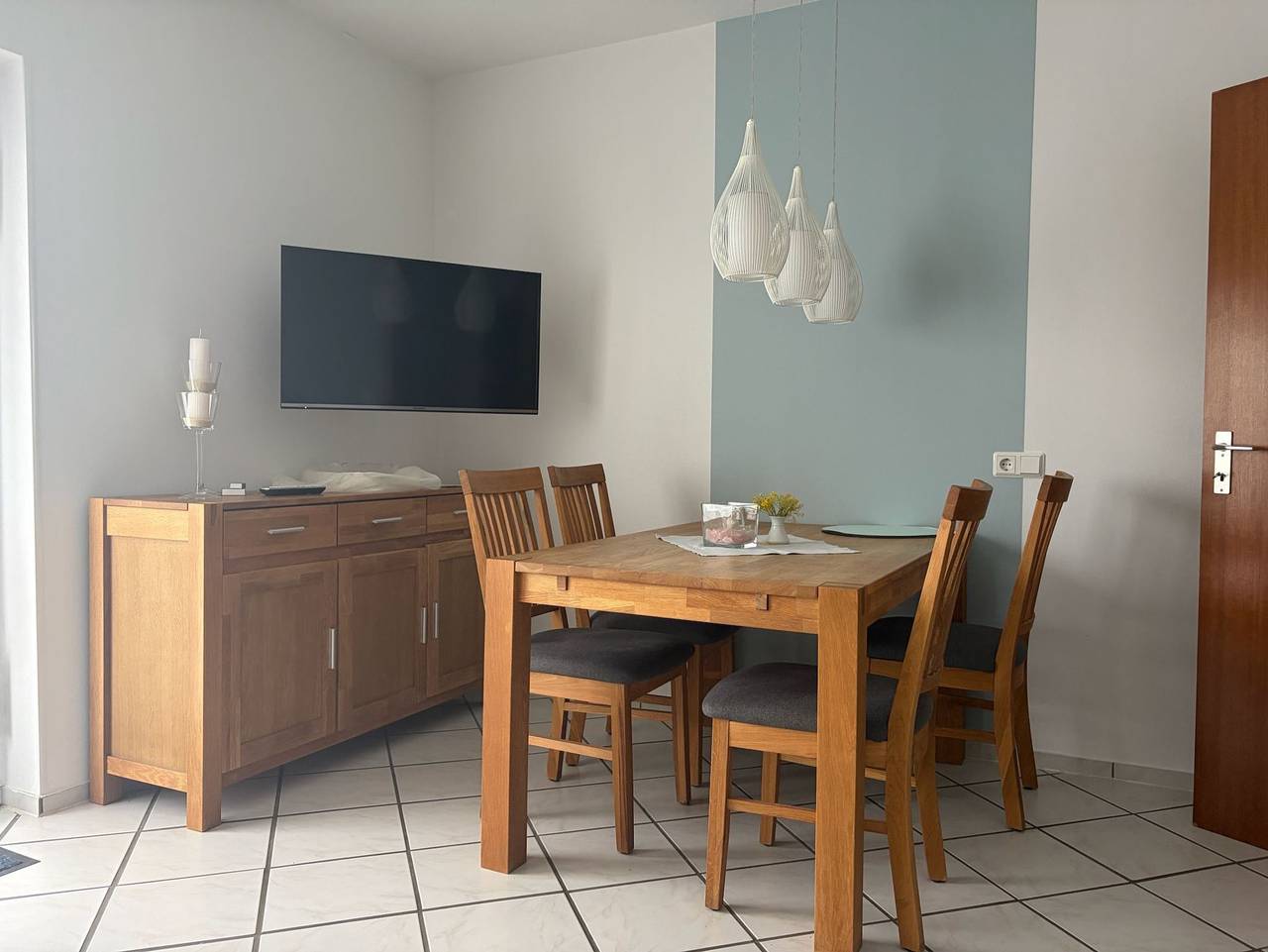 Ganze Ferienwohnung, Ferienwohnung für 4 Personen mit Terrasse in Bad Wildungen, Waldecker Land