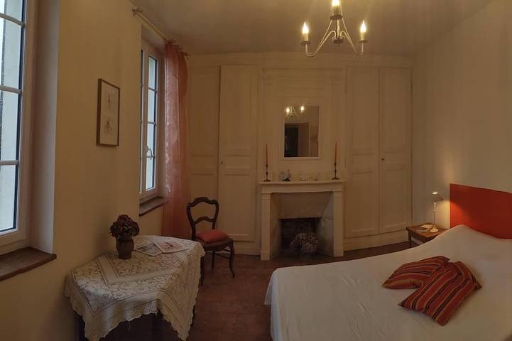 Location de vacances pour 13 personnes, avec jardin à Annebault - 2