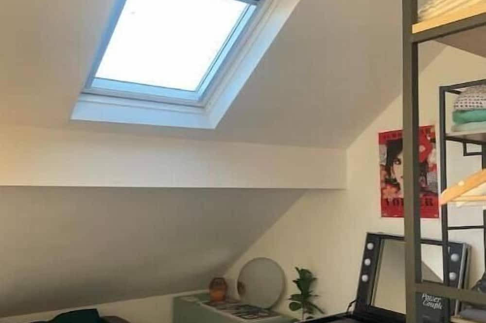 Entire apartment, Appartement 2 Pièces à 15 min De la Défense in Argenteuil, Val-d'Oise