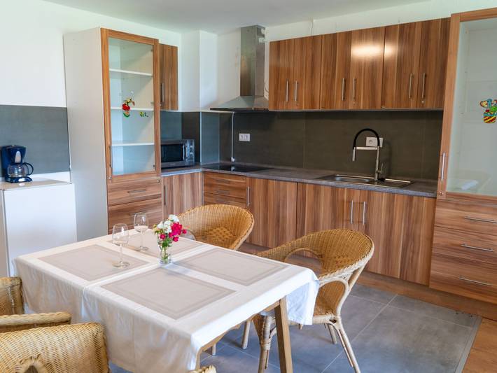Ferienwohnung für 4 Personen, mit Terrasse und Garten sowie Seeblick in Strobl - 2