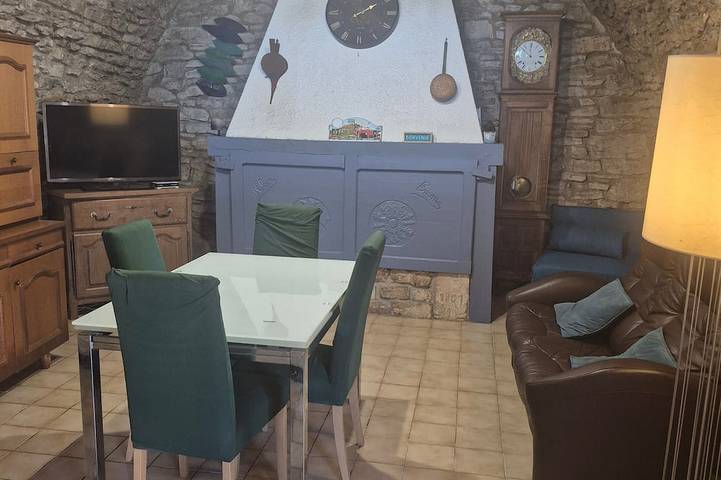 Location de vacances pour 3 personnes, avec Jardin à Le Recoux