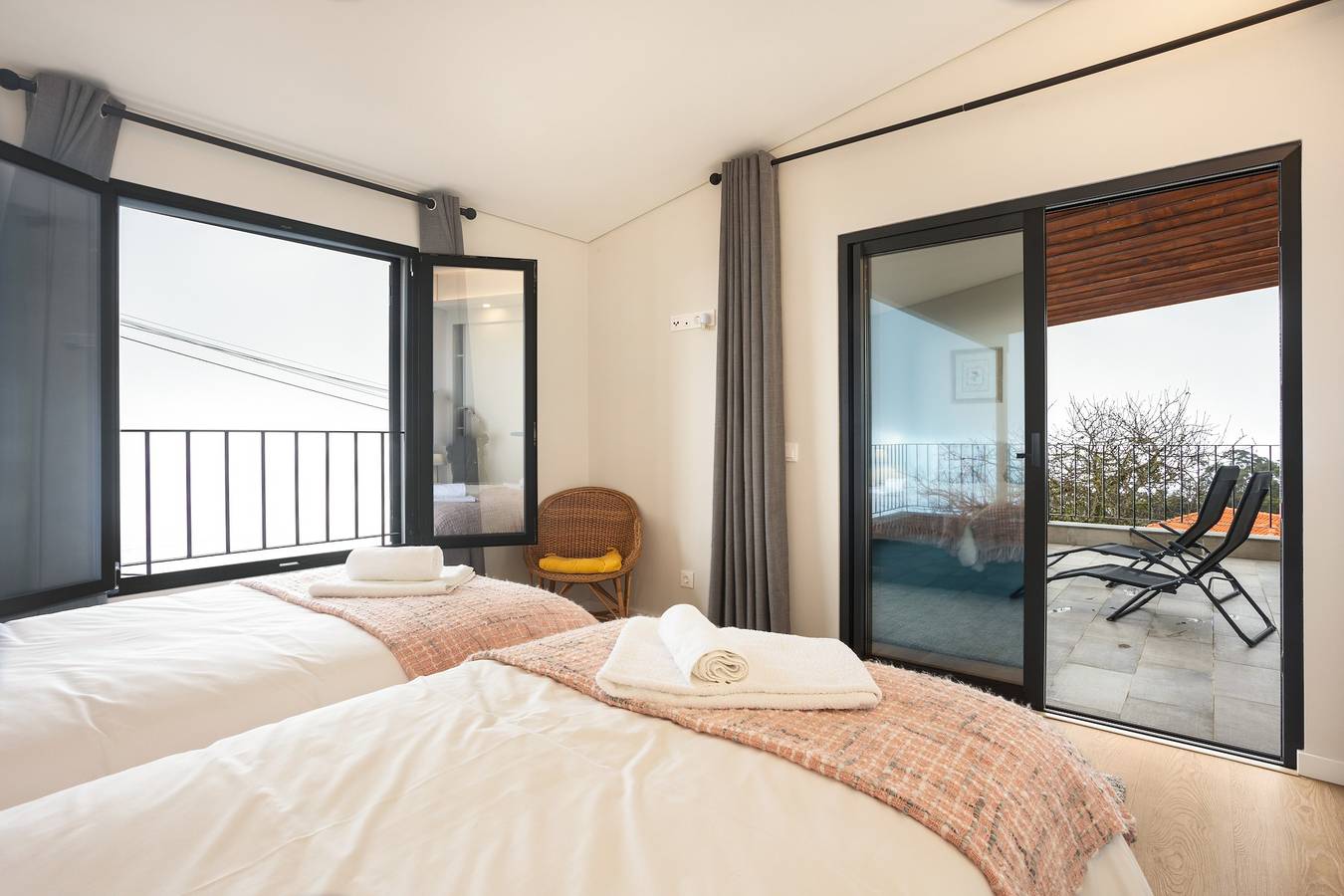 Appartement 'Referta Apartamento T1' met Zeezicht, Privé Terras en Wi-Fi, foto 14