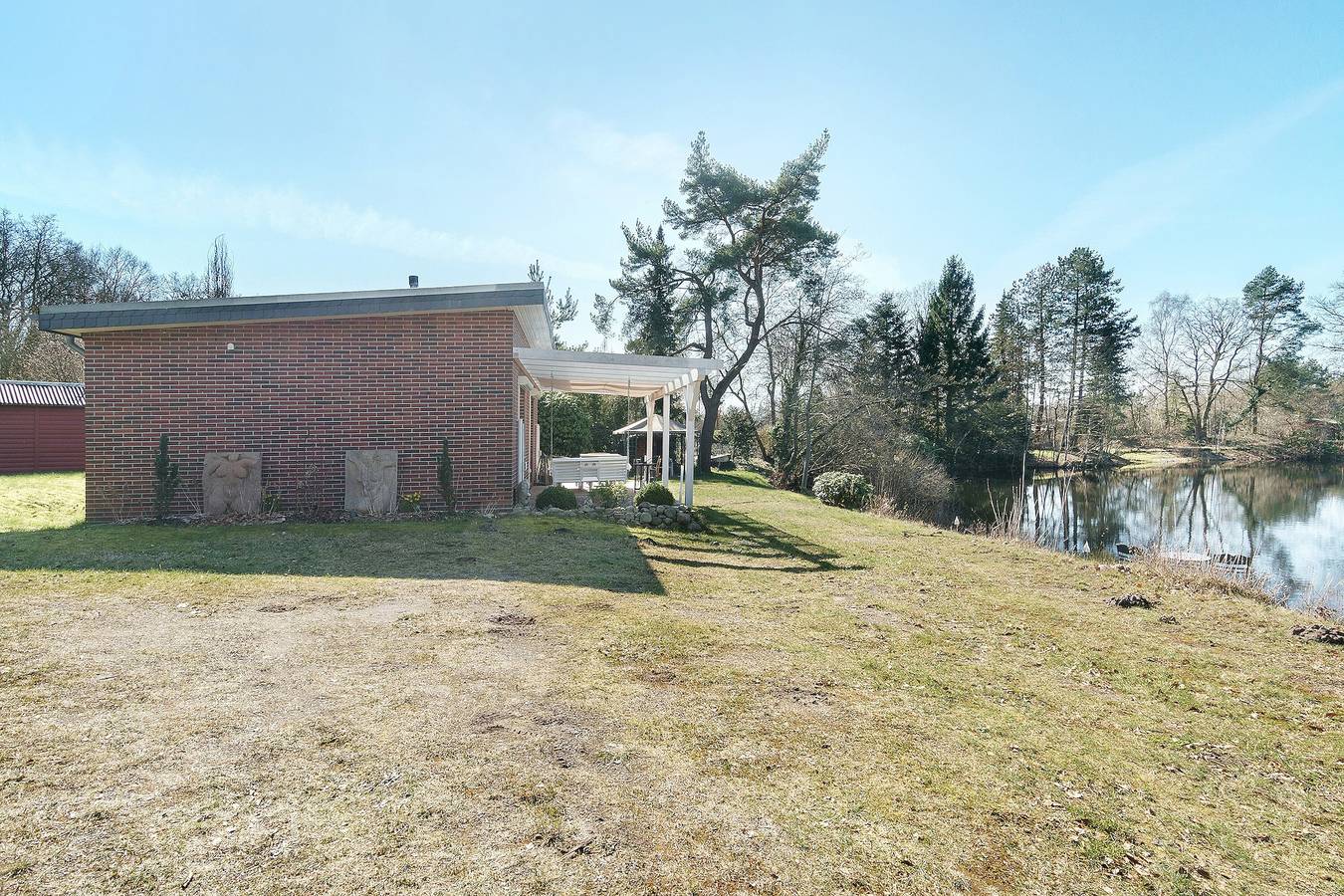 Casa de campo idílica à beira do lago in Grabstede, Bockhorn
