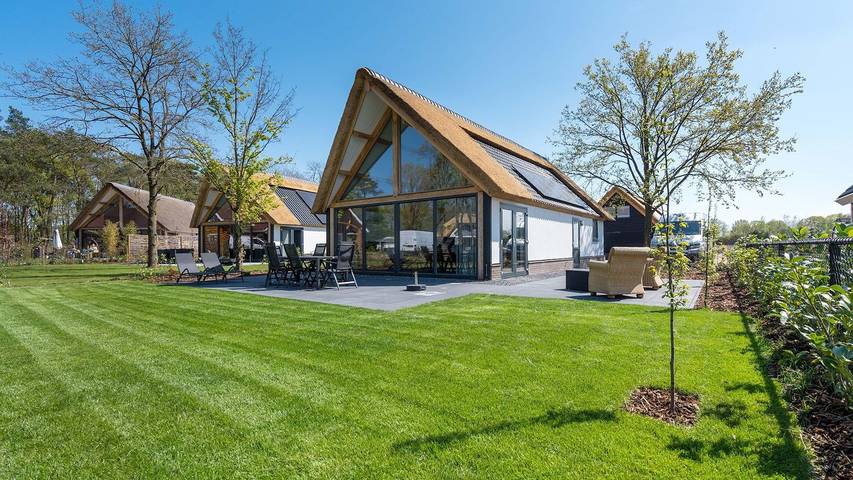 Vakantiehuis voor 6 personen, met zwembad en tuin in Baarle-Nassau