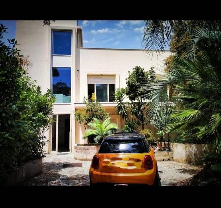 Appartamento per 3 persone, con Balcone e Terrazza nonché Giardino e Panorama a Villa San Giovanni