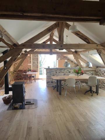 Maison d’hôte pour 4 personnes, avec vue ainsi que terrasse et jardin à Saint-Paul-la-Roche
