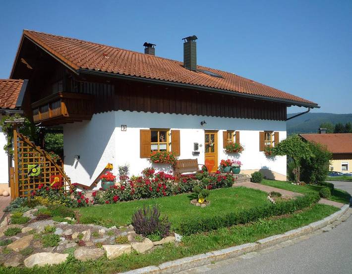 Ferienhaus für 2 Personen, mit Garten und Balkon - 1