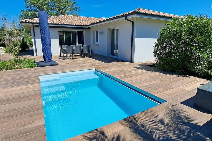 Villa pour 8 personnes, avec jardin - 1