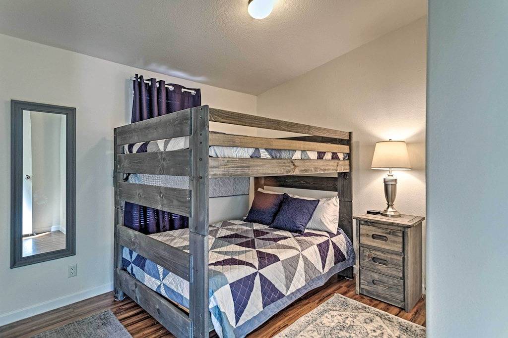 Sedona Home w/ View, Half-Mi to Chimney Rock! in Sedona, Oak Creek Canyon